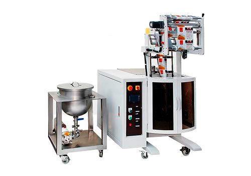 YS-601-L Вертикальная автоматическая машина для розлива и упаковки жидкостей, типа "хлопушка".