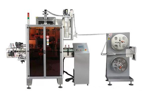 Этикетировочная машина HTB-600 для нанесения термоусадочной этикетки на бутылки с минеральной водой