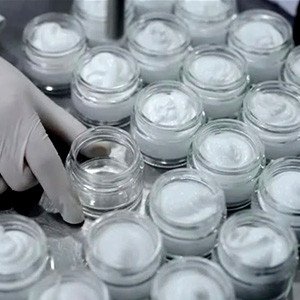 Гарбузов: завод по выпуску косметических средств увеличит мощности