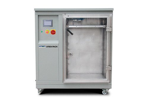 Вакуум-упаковочная машина камерного типа DZ(Q)-600LG