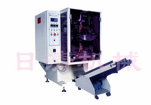 Вертикальная упаковочная машина QNM-2000